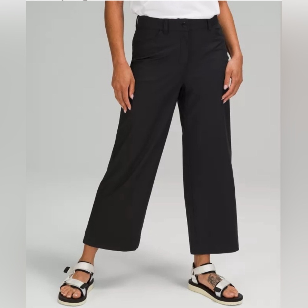 Lululemon City Sleek Wide Leg Crop